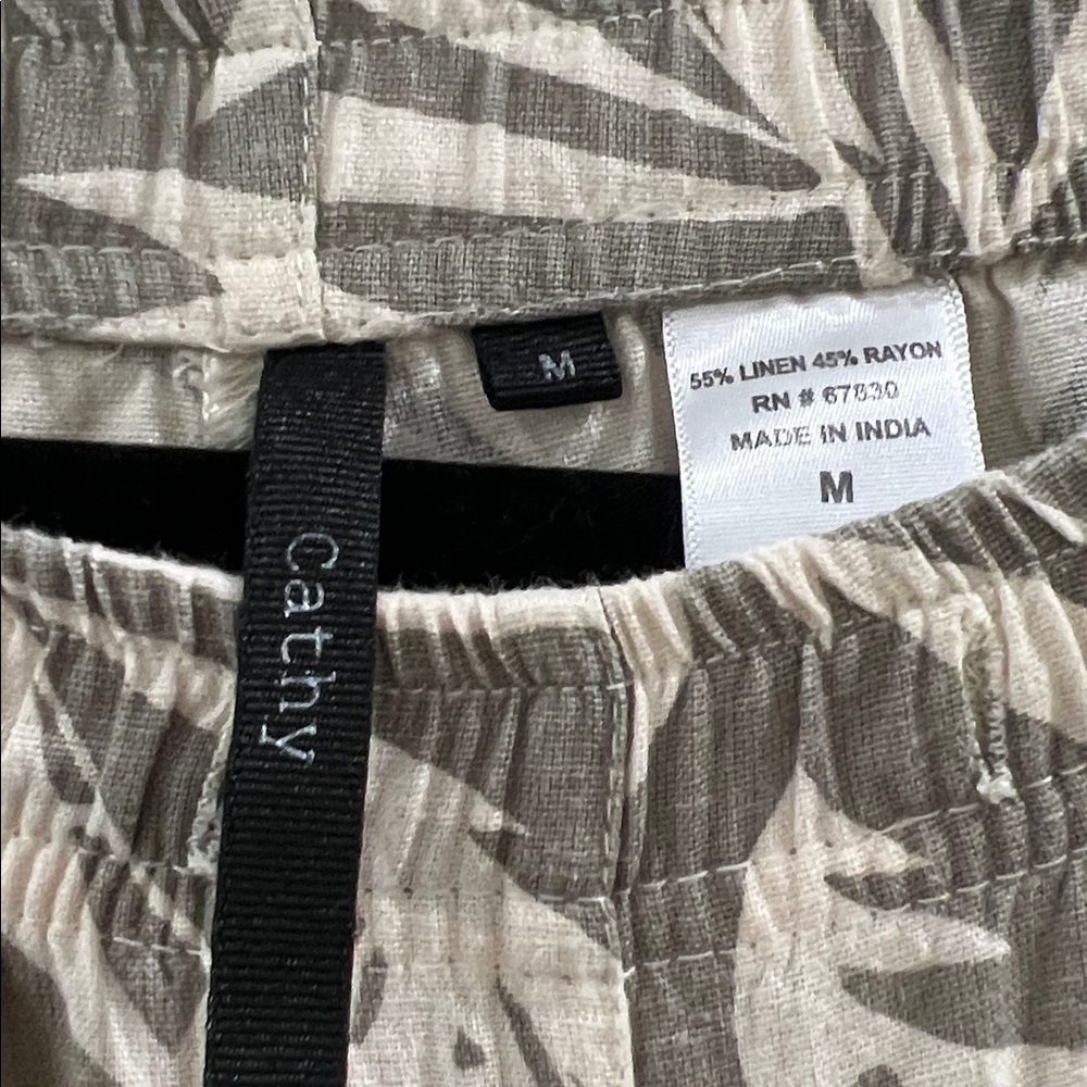 Cathy palm leaf print linen blend capri pant size M - Picture 2 of 3